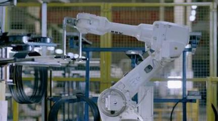 玲瓏輪胎數智化工廠入選工信部兩項重要名單，引領行業互聯網服務轉型